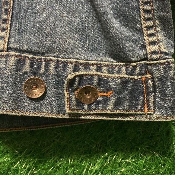 Lucky Women’s Jean Jacket 🍀🔥 - Picture 10 of 10